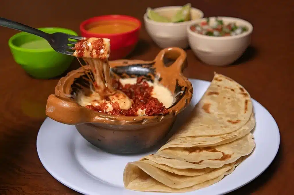 Queso Fundido : La Recette Mexicaine Gourmande 4 Queso Fundido 05 1
